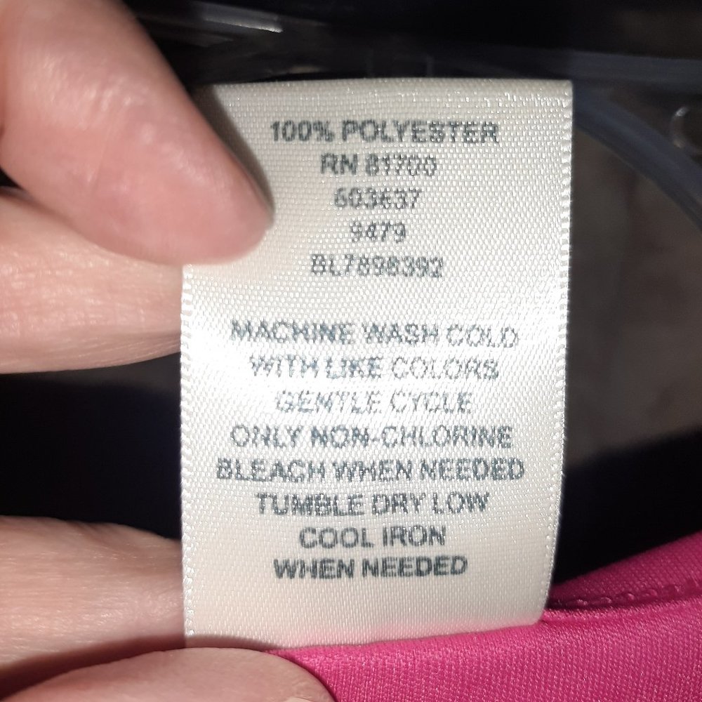 NWOT Short sleeve bright pink Blair tee size Large - Picture 6 of 6